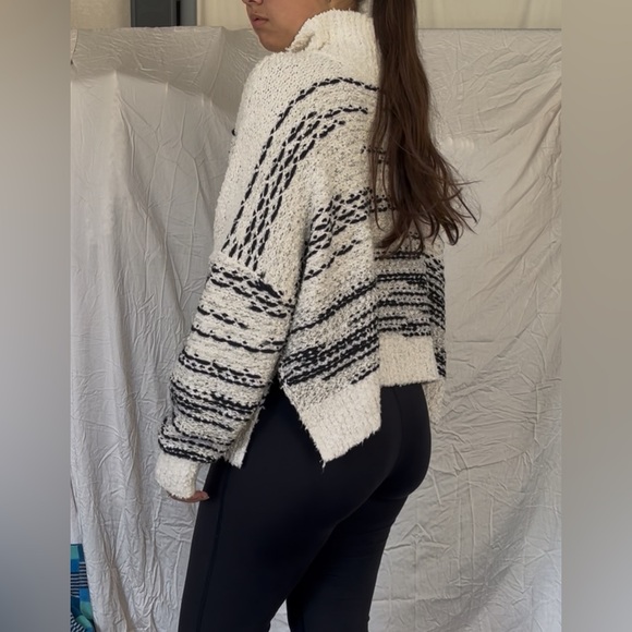 NWOT Pilcro Anthropologie Knit Cari Sweater Size Large - Picture 8 of 8